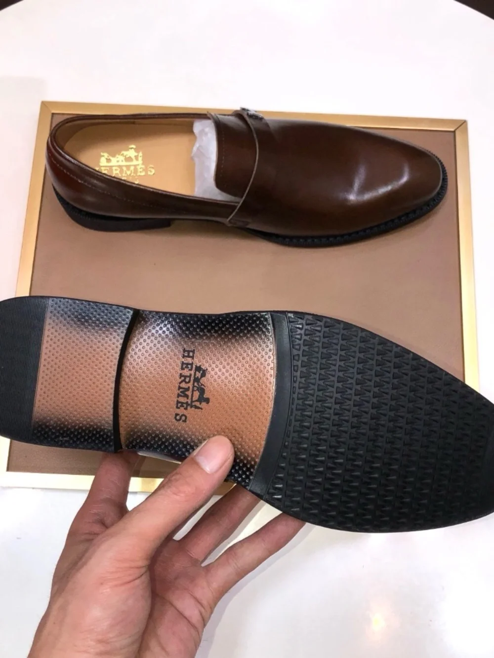 Hermès Men’s Brown Leather Slip-On Dress Loafers